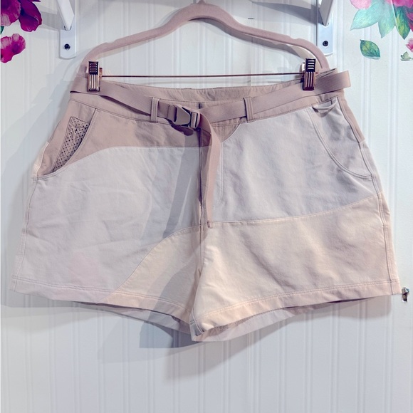 Outdoor Voices Rectrek‎ 3” Hiking Shorts in Nirvana Lace Seashell Sz XL - Picture 2 of 10